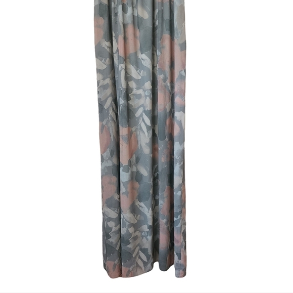 Show me your Mumu NWT June Maxi Dress Sage I Do Floral Green Blush - Picture 10 of 16